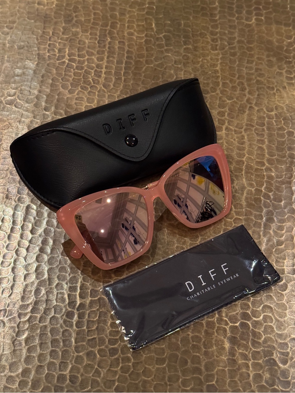 NWT DIFF Becky II Sunglasses